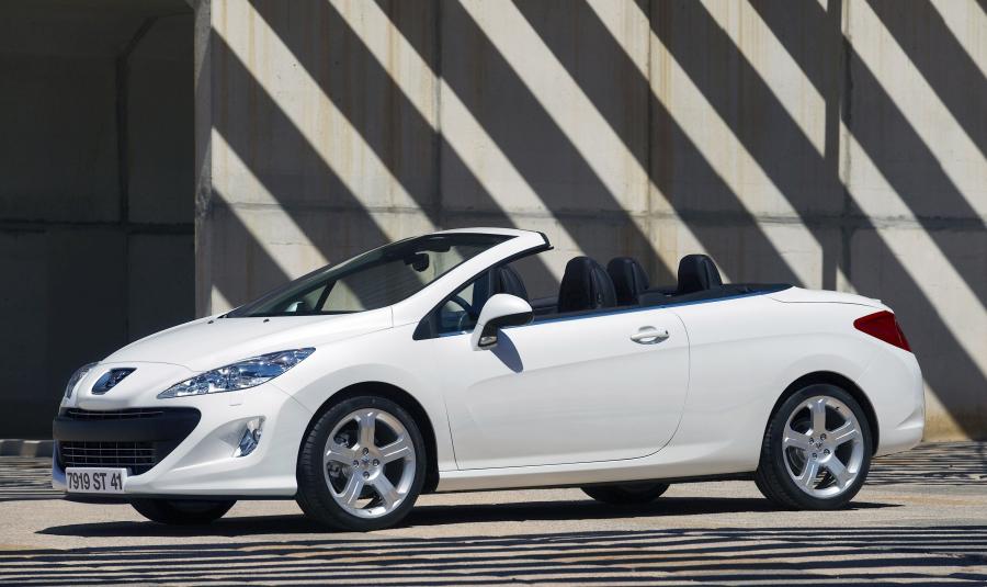  Peugeot 308 CC 2009 года  (фото 14 из 79)